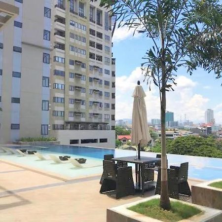 The Persimmon Condominium Cebu Eksteriør bilde